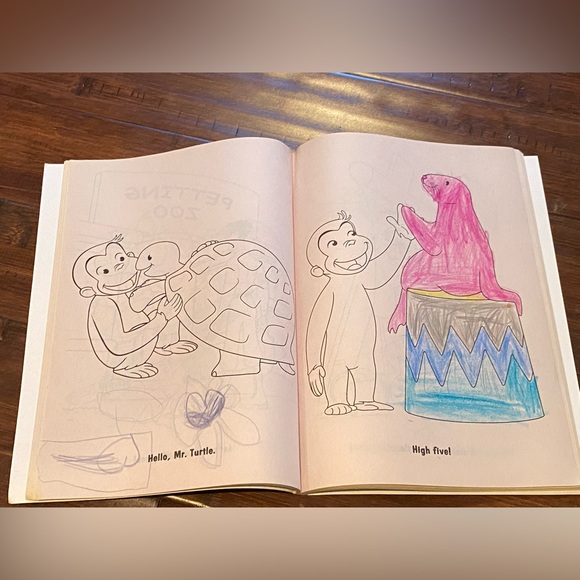 3 piece Curious George bundle; stuffy, coloring & reading book 📖 🐵 - Picture 13 of 15